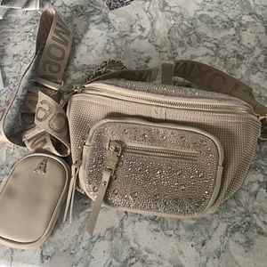 Steve Madden BMaxima crossbody